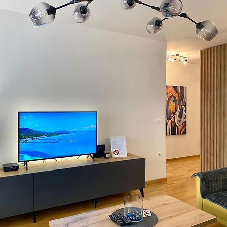 Aj Luxe Residence Skopje Zewnętrze zdjęcie