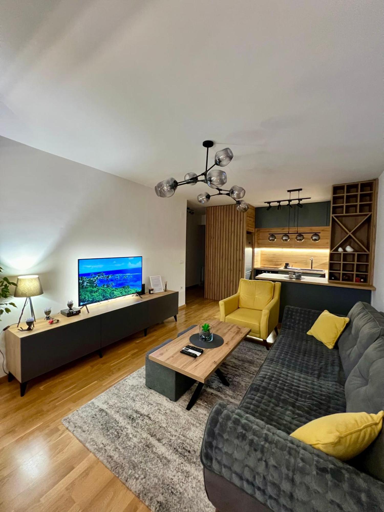 Aj Luxe Residence Skopje Zewnętrze zdjęcie