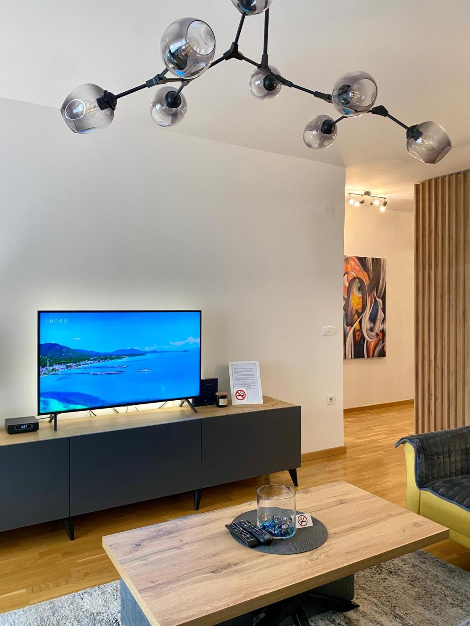 Aj Luxe Residence Skopje Zewnętrze zdjęcie
